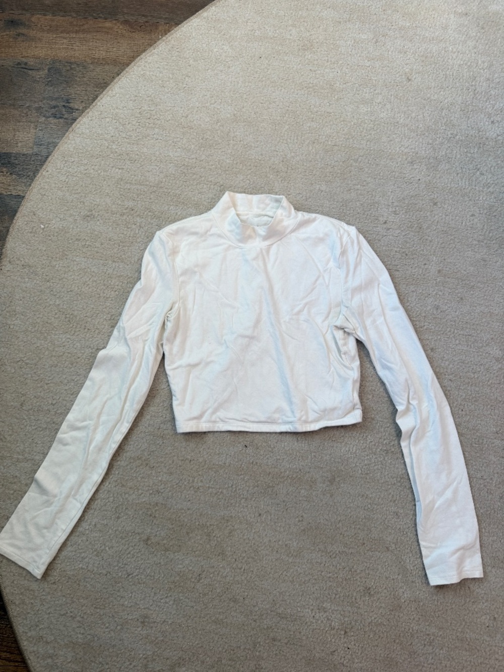 Aero White Turtleneck - Picture 1 of 1